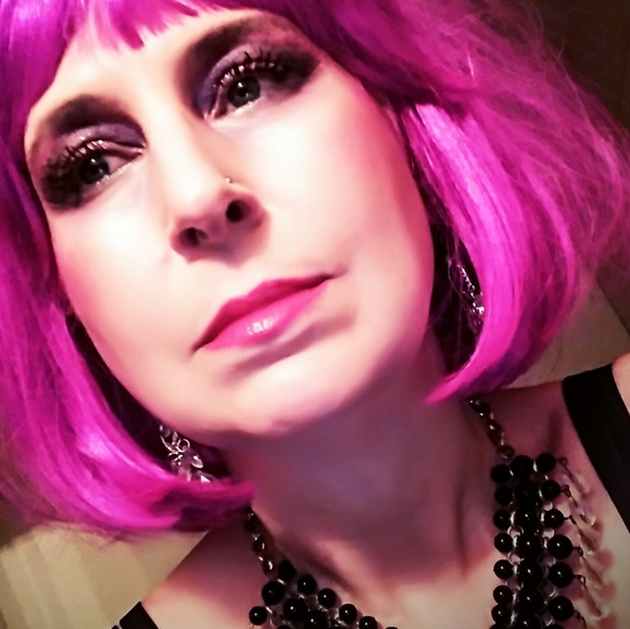 Meet your Posher, Mickie...AKA: YOUniversal Gypsie - Picture 4 of 4